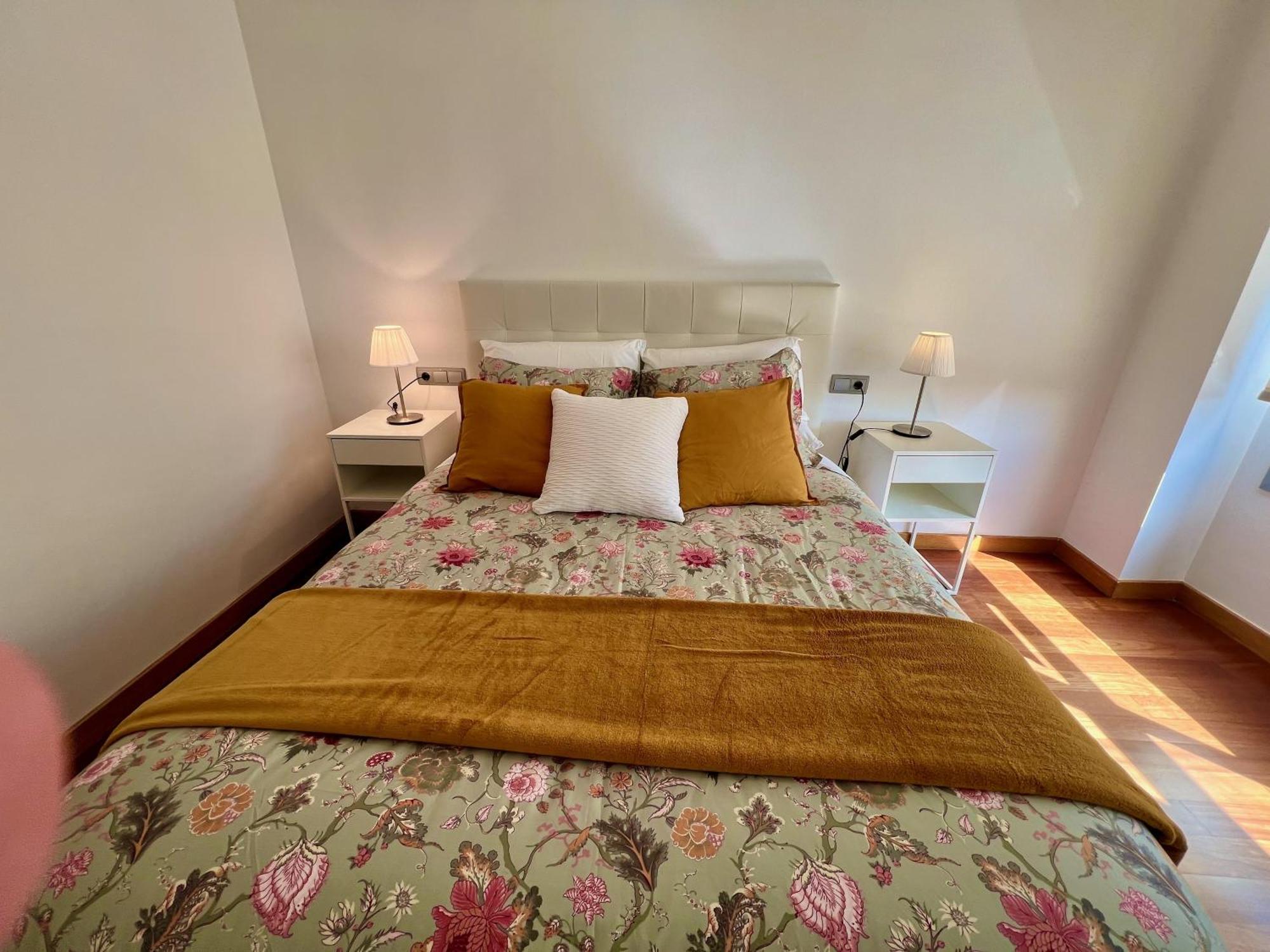 Apartamento Europa Jardin Oviedo Eksteriør billede