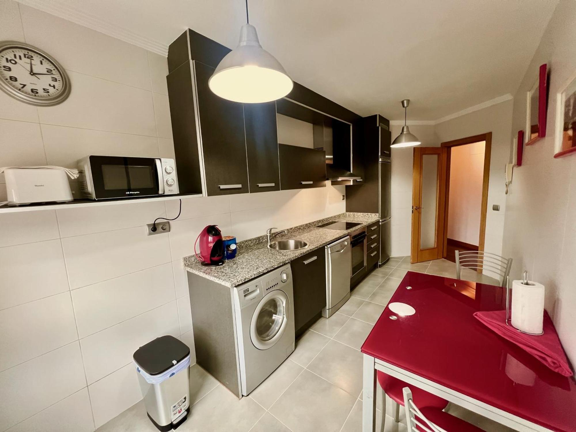 Apartamento Europa Jardin Oviedo Eksteriør billede